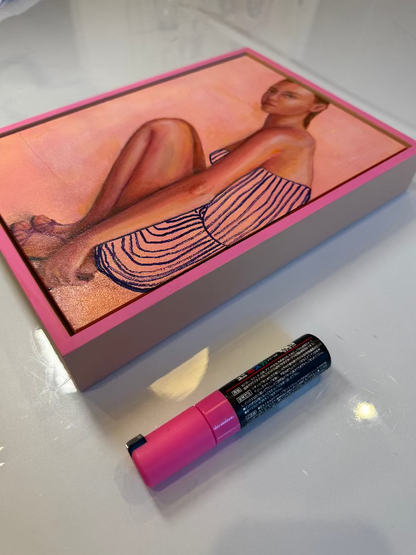 Ankle_Tap_mini-figurative-painting_hot-pink-detail