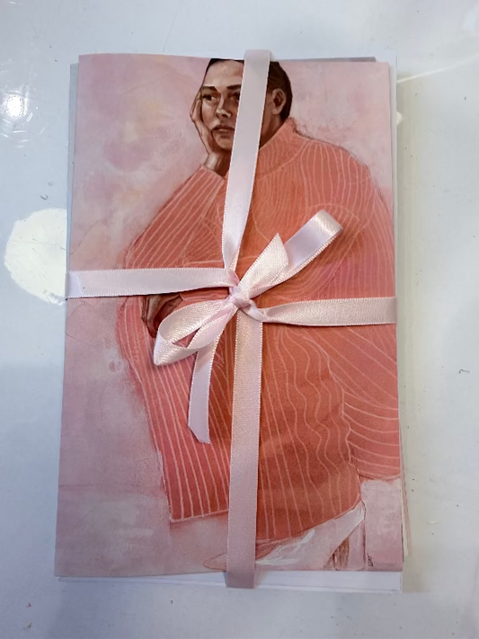 Contained set of 6 blank greeting cards wrapped in a pink bow